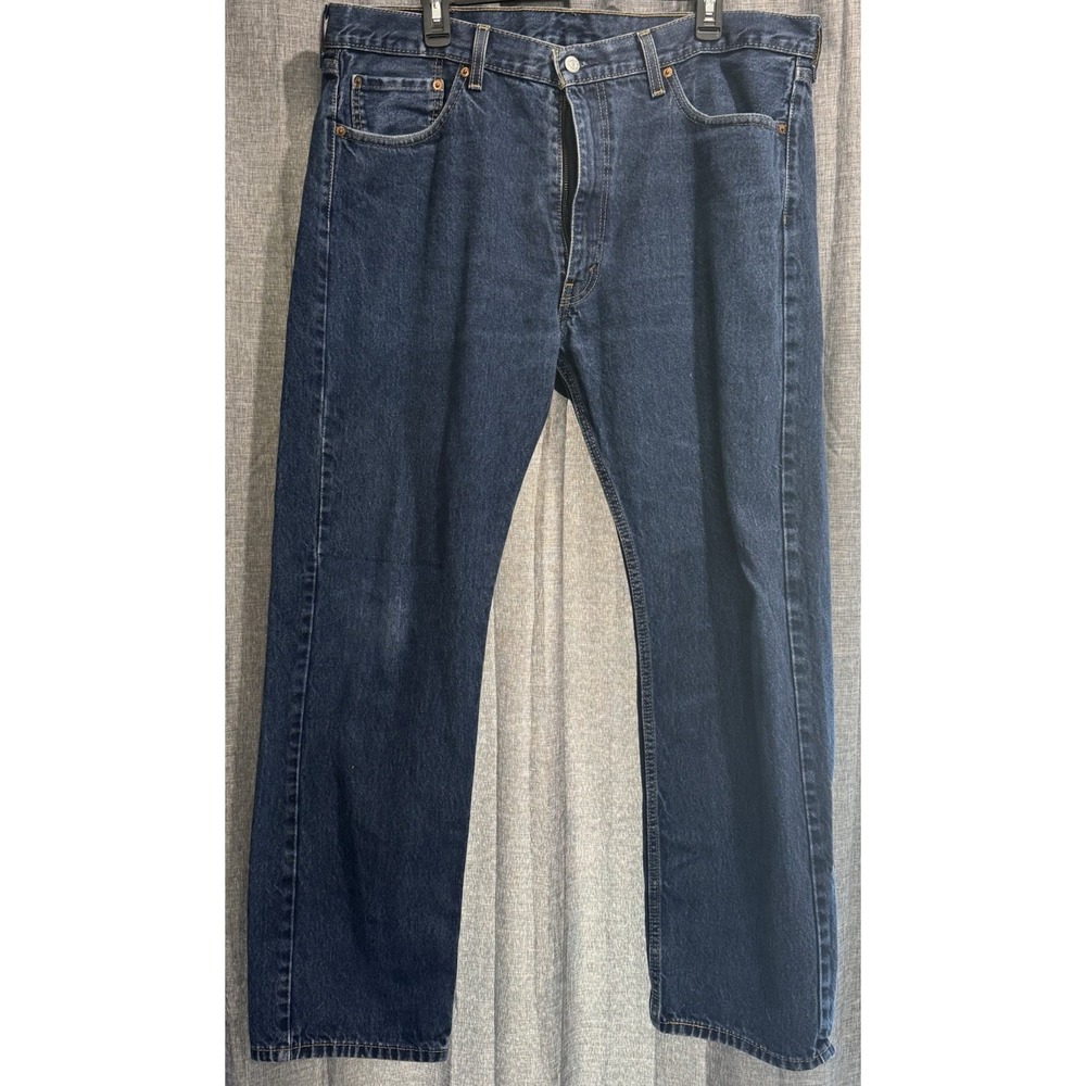 Levis Jeans Mens 40x32 Straight Cut Medium Blue Denim USA Made 505